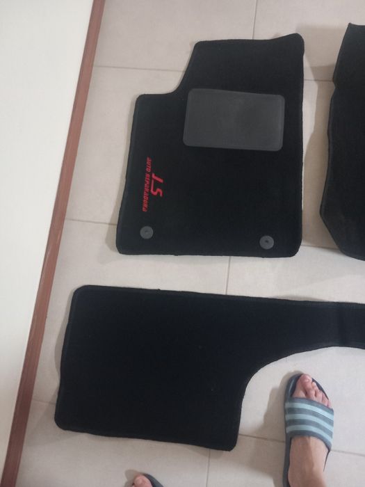 Tapetes novos de automovel audi a4