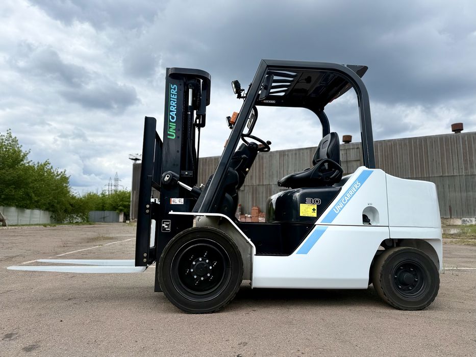 Навантажувач вилковий Unicarriers FD30 -2020 рік , кара, погрузчик