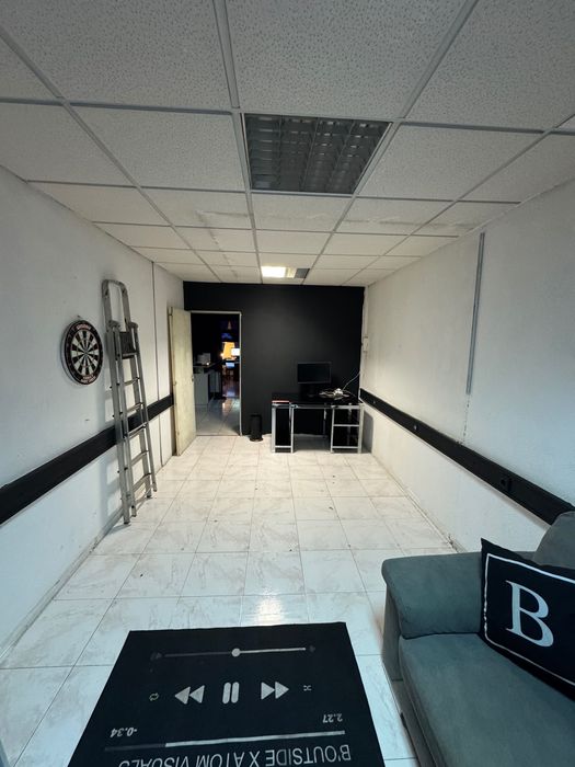 Alugo espaço a Tatuadores/Makeup/Unhas