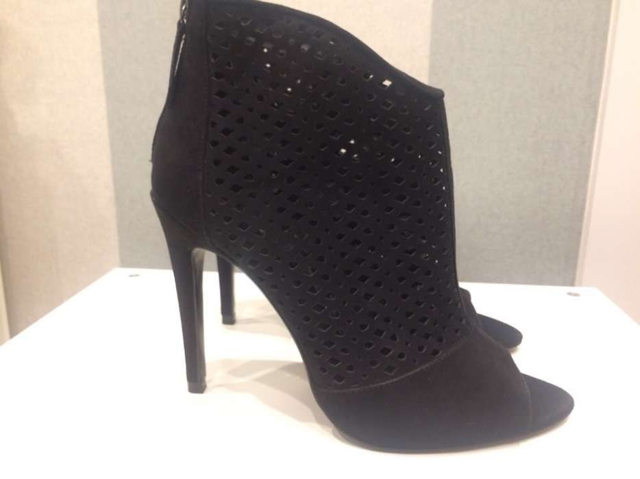 Sapatos Zara tam 40 novos