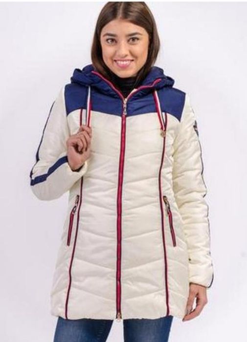 Женская куртка AVECS