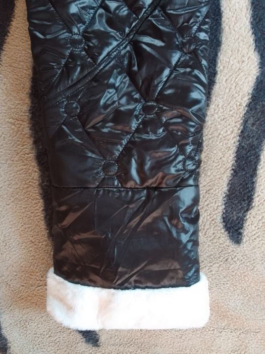 Новая зимняя женская курточка