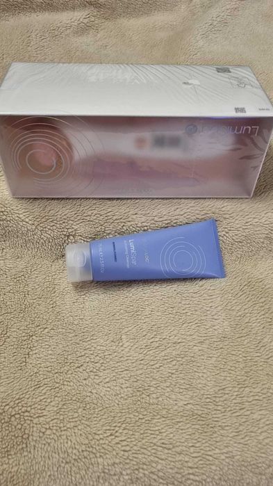 LumiSpa z żelem do skóry normalnej/ mieszanej NuSkin