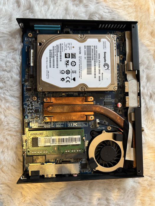 Mini Pc Alpha i3/8gb ram/64 ssd/500hdd
