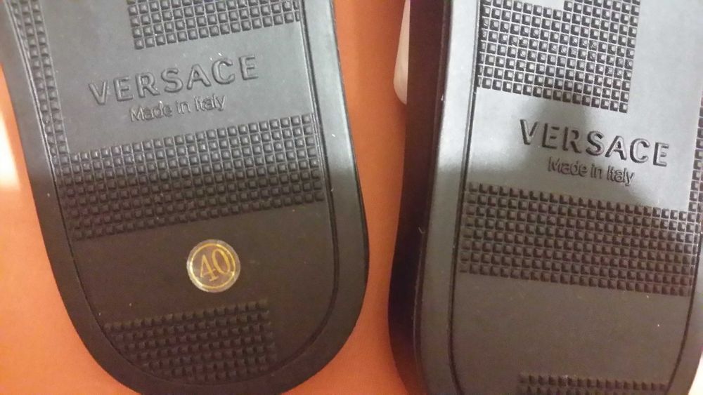 Босоніжки Versace