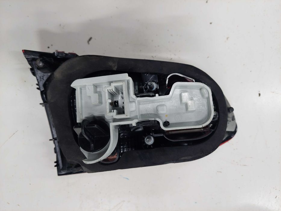 farolim mala drt golf 7