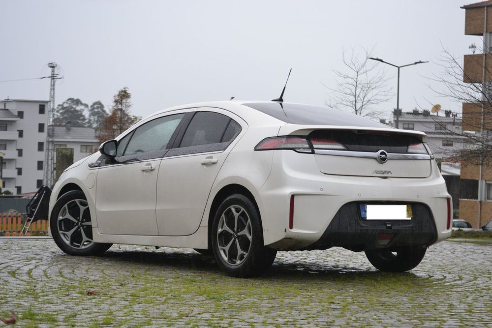 Opel Ampera foto 4