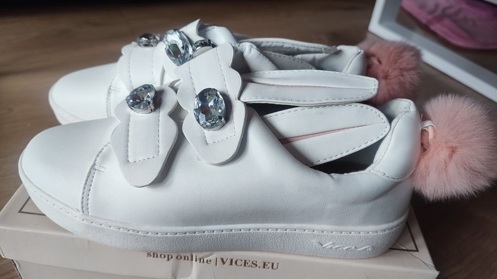 Nowe buty króliczki białe 38