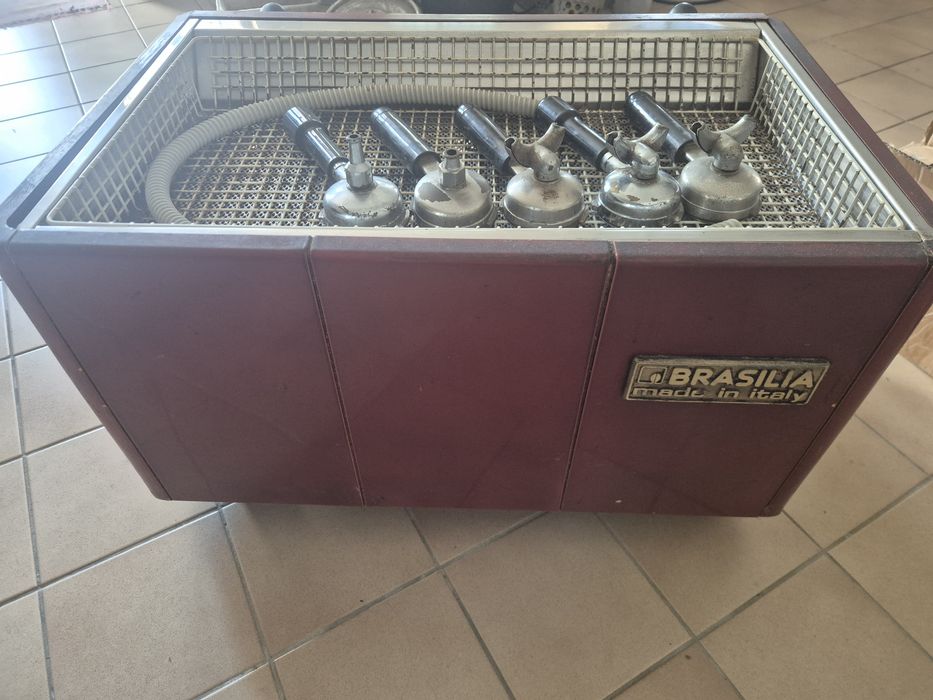 Máquina de Café Profissional (Brasilia / Modelo Antigo)
