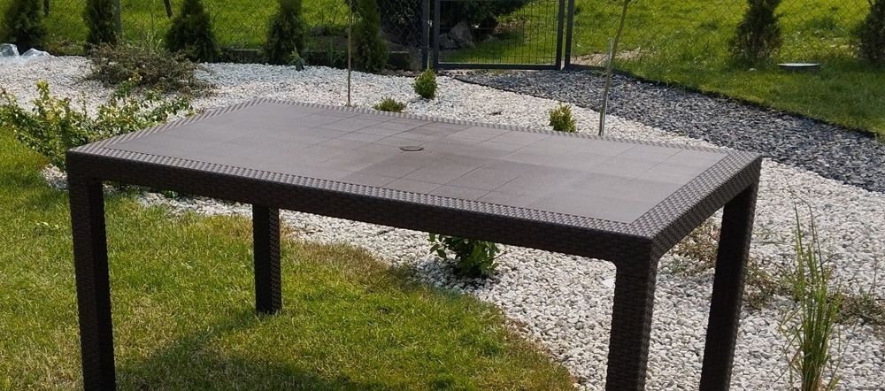 Stół ogrodowy Keter