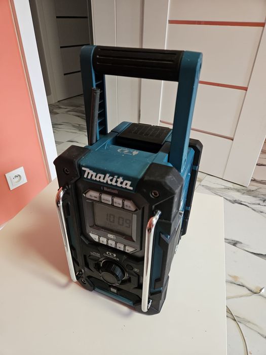 Radio budowlane makita dmr301