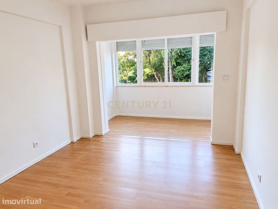Apartamento T2 para Arrendamento em Odivelas | 80 m² | A 5 Minutos do