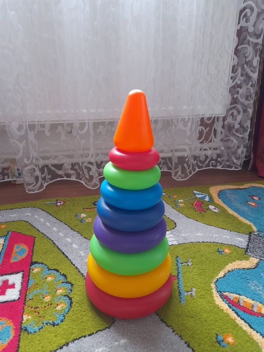 Дитячі розвиваючі іграшки