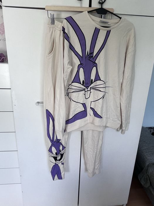 Komplet dresowymowy bez metki,  bluza plus spodnie  looney tunes