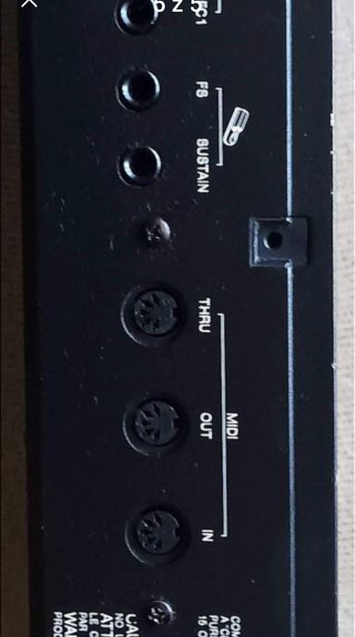 Syntezator muzyczny Yamaha dx7 2d