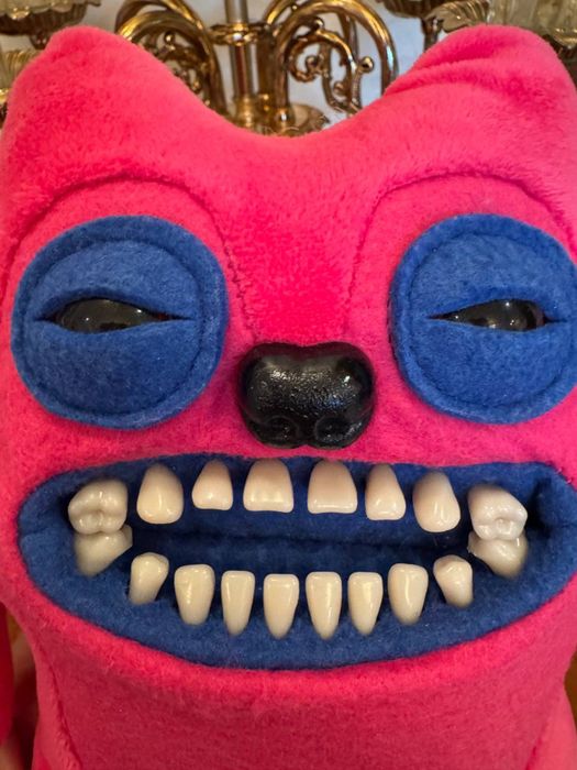 Gold Fuggler Великий Плюшевий «Жаднючий усміхайко»