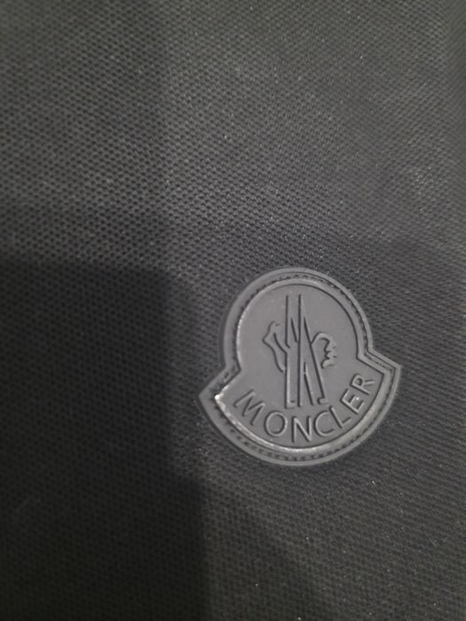 Polo moncler preto novo