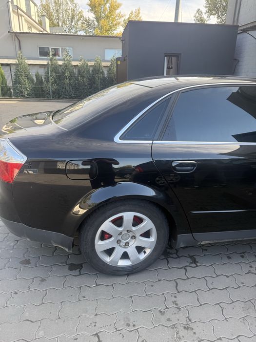 Audi A4 B6 1.6 бензин