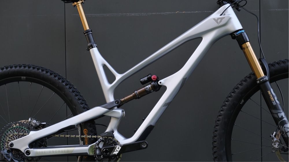 Велосипед двопідвіс YT Industries Jeffsy Pro Race 29 CF GX AXS