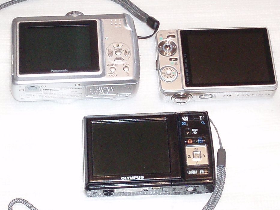 Olympus x-42; Praktica 8403; Lumix O.i.S; Beng DC T43 или на з/ч
