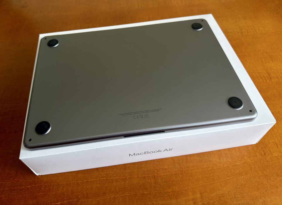 Macbook Air m2 8/256