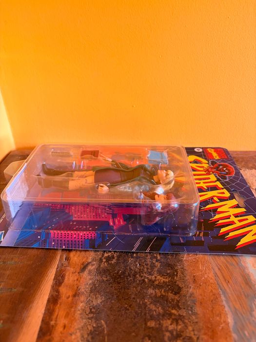 Gwen Stacy Spider-Man retro colection