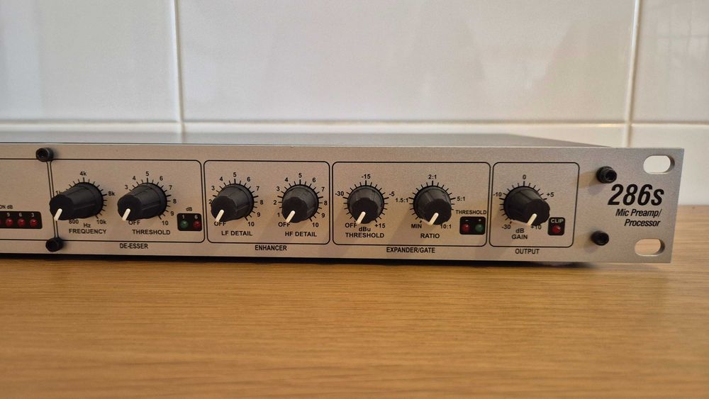 dbx 286s – Processador de Voz