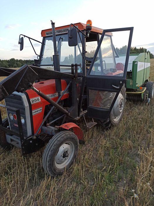 Massey Ferguson 255 + Prasa Sipma 279/1