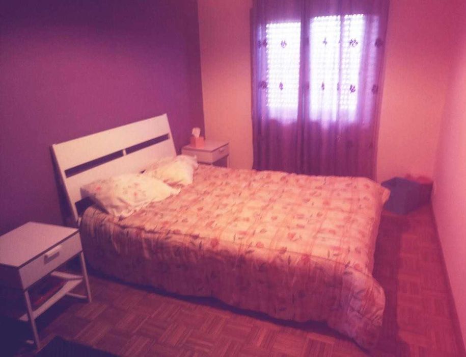 Quarto em apartamento t2 Vila do Conde