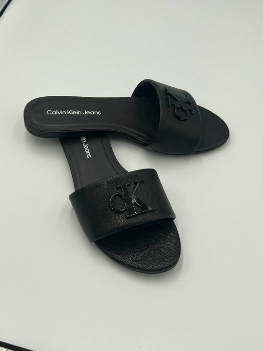 Klapki damskie Calvin Klein rozmiar 39 nowe