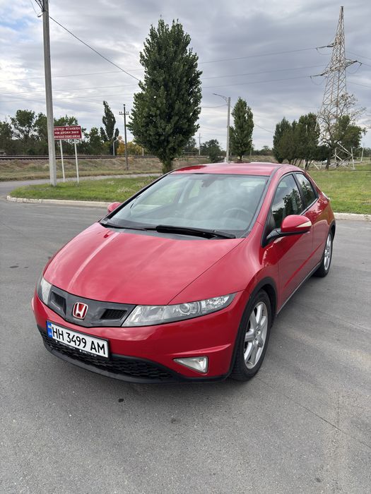 Honda civic 5d.