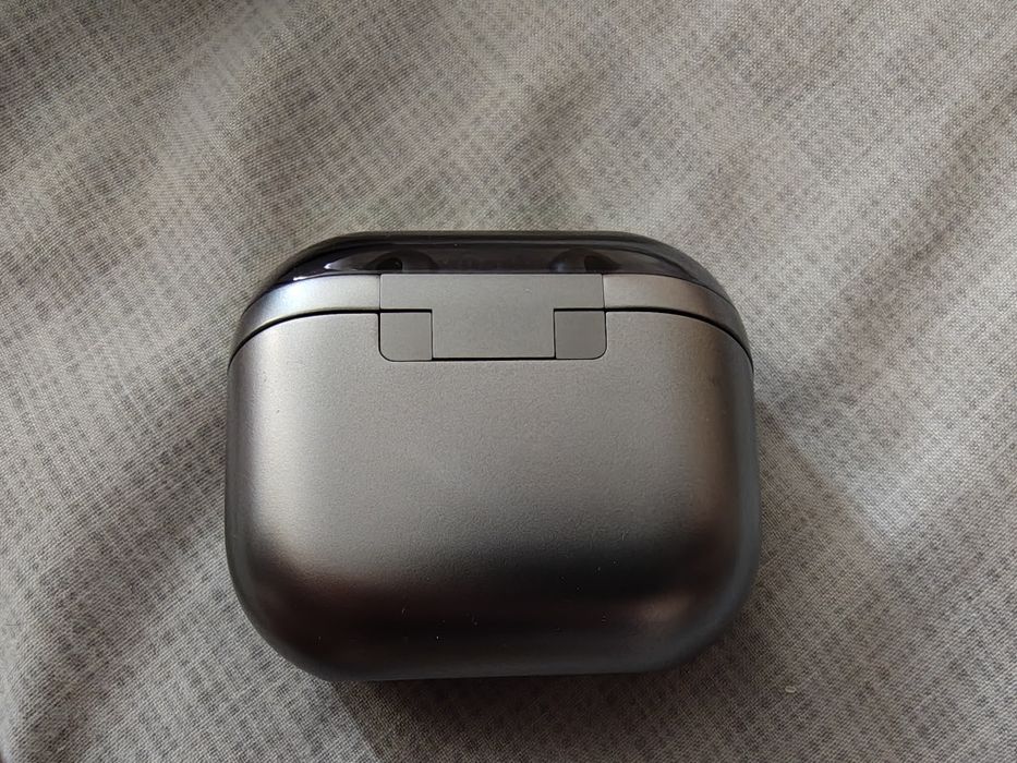 Samsung Galaxy Buds3 Pro Silver оригінал гарний стан комплект чохол