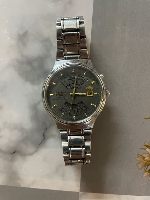 Продам  часы  механика