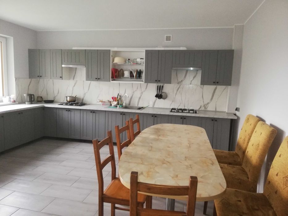 Pokoje 3 osobowe z łazienką blisko CPK Baranów i Panattoni Kozerki