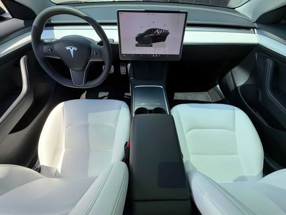Tesla Model 3 Performance      2023