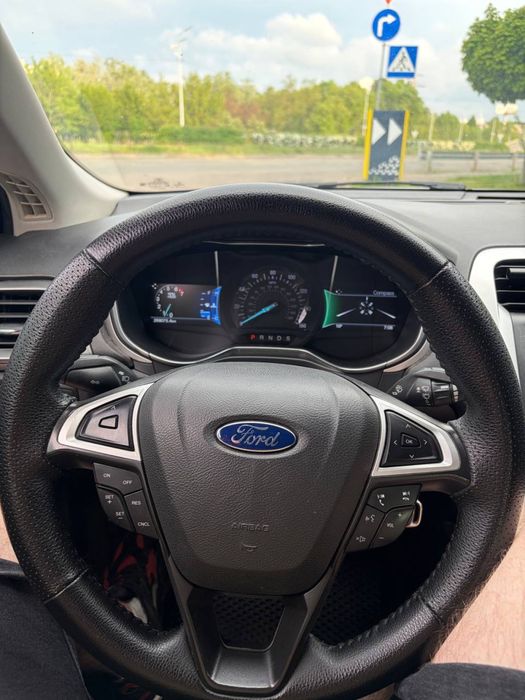 Ford Fusion 2015