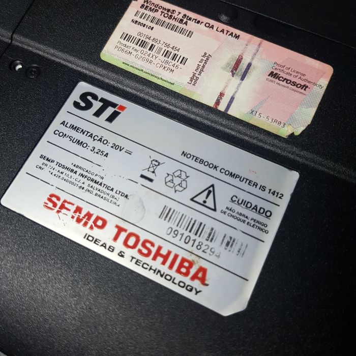 Computador portátil Toshiba