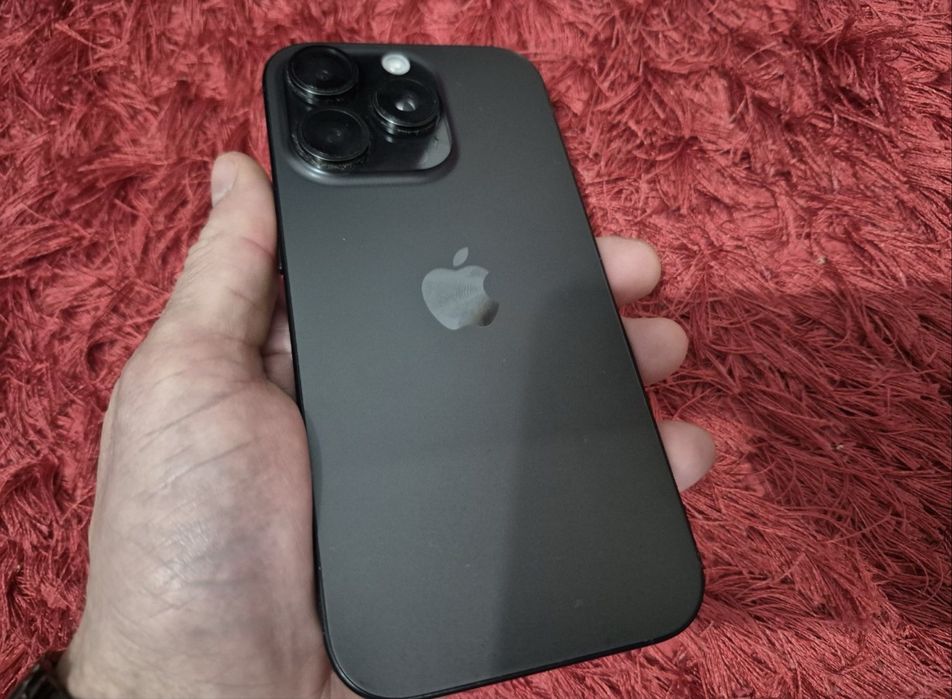 iPhone 16 pro 128 gb