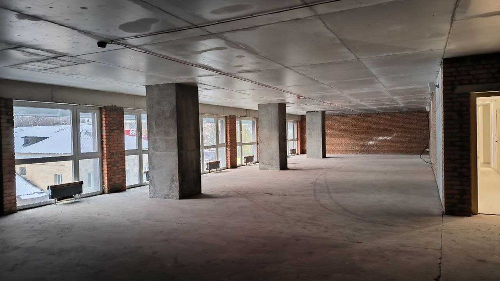 Комерційне приміщення 254,5 кв.м. у ЖК White Lines м. Голосіївська