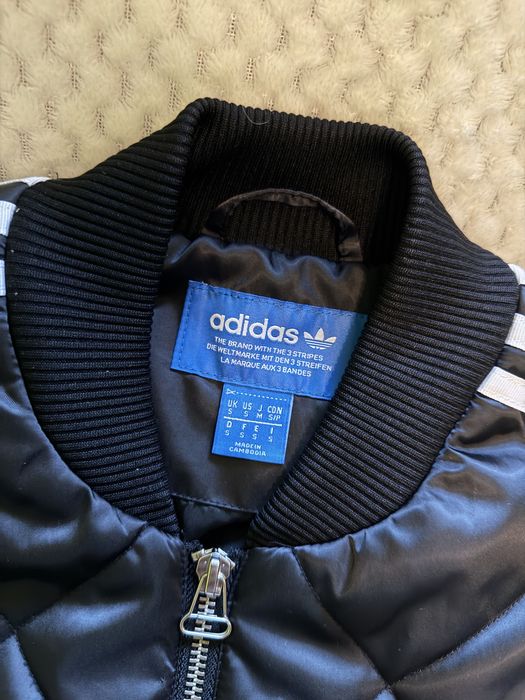 Kurtka pikowana bomber Adidas Firebird z lampasami