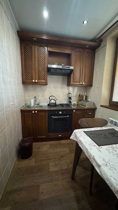 Здам 2к.квартиру Леся Сердюка 38