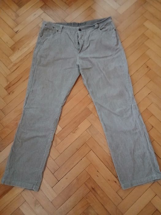 Męskie spodnie  sztruksowe  36/ 32  jasnobezowe 98 cm w pasie