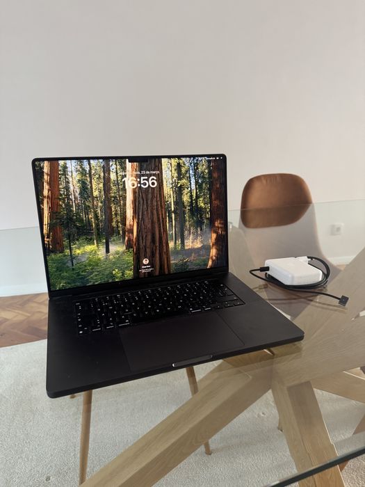 Macbook Pro M4MAX 1TB