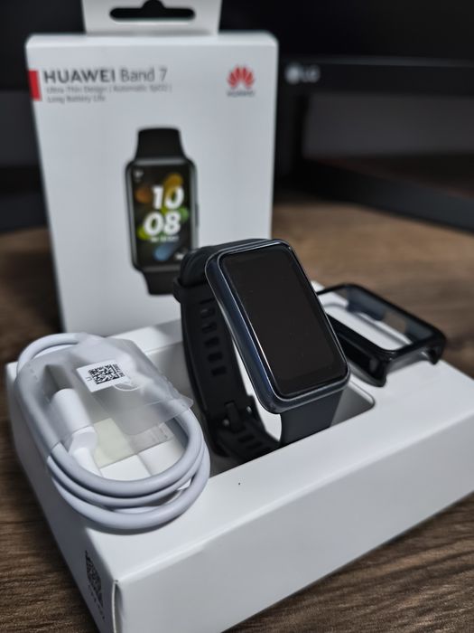 Smartwatch Huawei Band 7 nowe szkło etui + nowy pasek