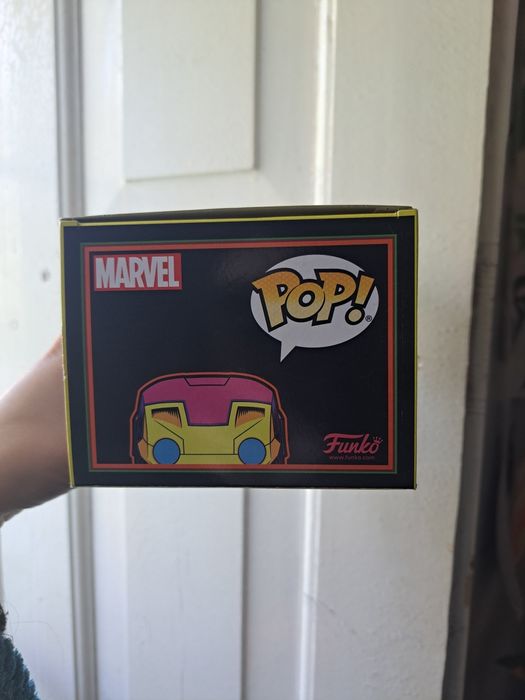 Funko pop 649 Iron Man special edition