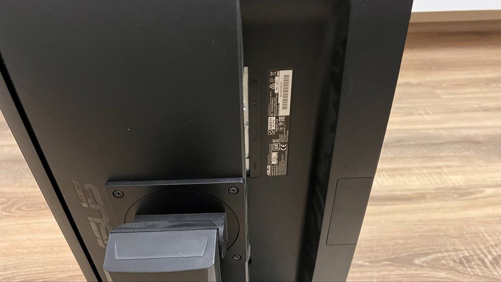 .Стійка Asus для монітору, яка крутиться