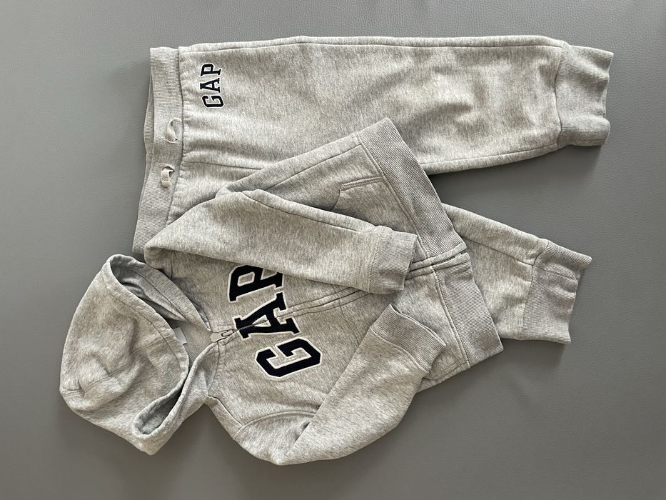 Костюм gap утеплений
