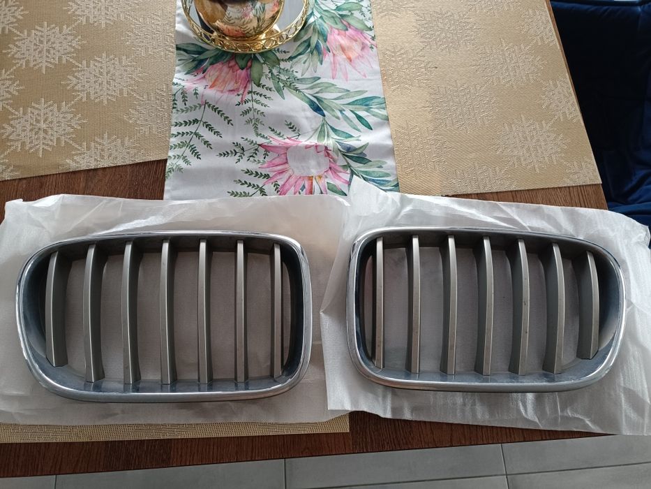 BMW X3 F25 nerka atrapa prawa lewa oryginał