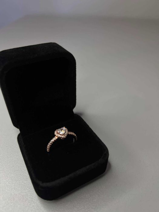 Pierścionek Pandora nowy złoty biale serce ring na prezent walentynki