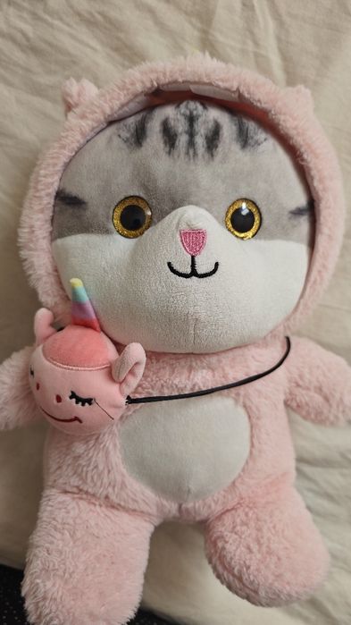 Kotek pluszowy 35 cm